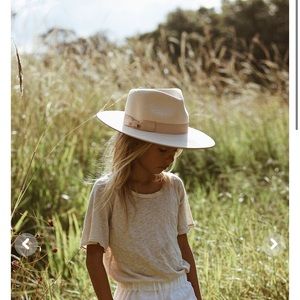 Lack of color kids ivory rancher hat never worn
